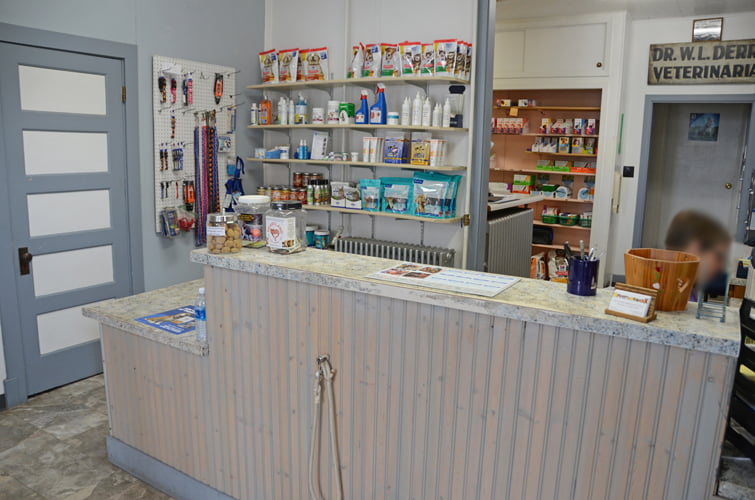 Mt_Carroll_Veterinary_Clinic_13