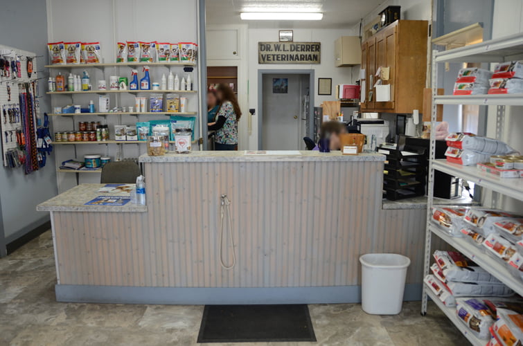 Mt_Carroll_Veterinary_Clinic_32